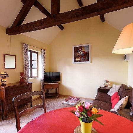 Вилла Domaine La Carriere Toulon-sur-Allier Экстерьер фото
