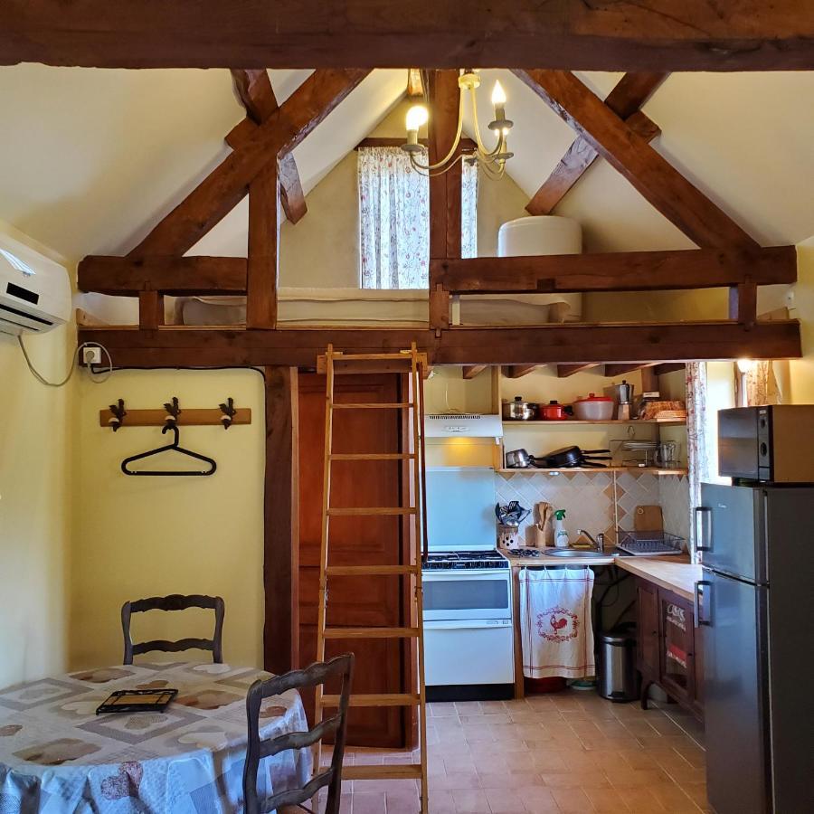 Вилла Domaine La Carriere Toulon-sur-Allier Экстерьер фото