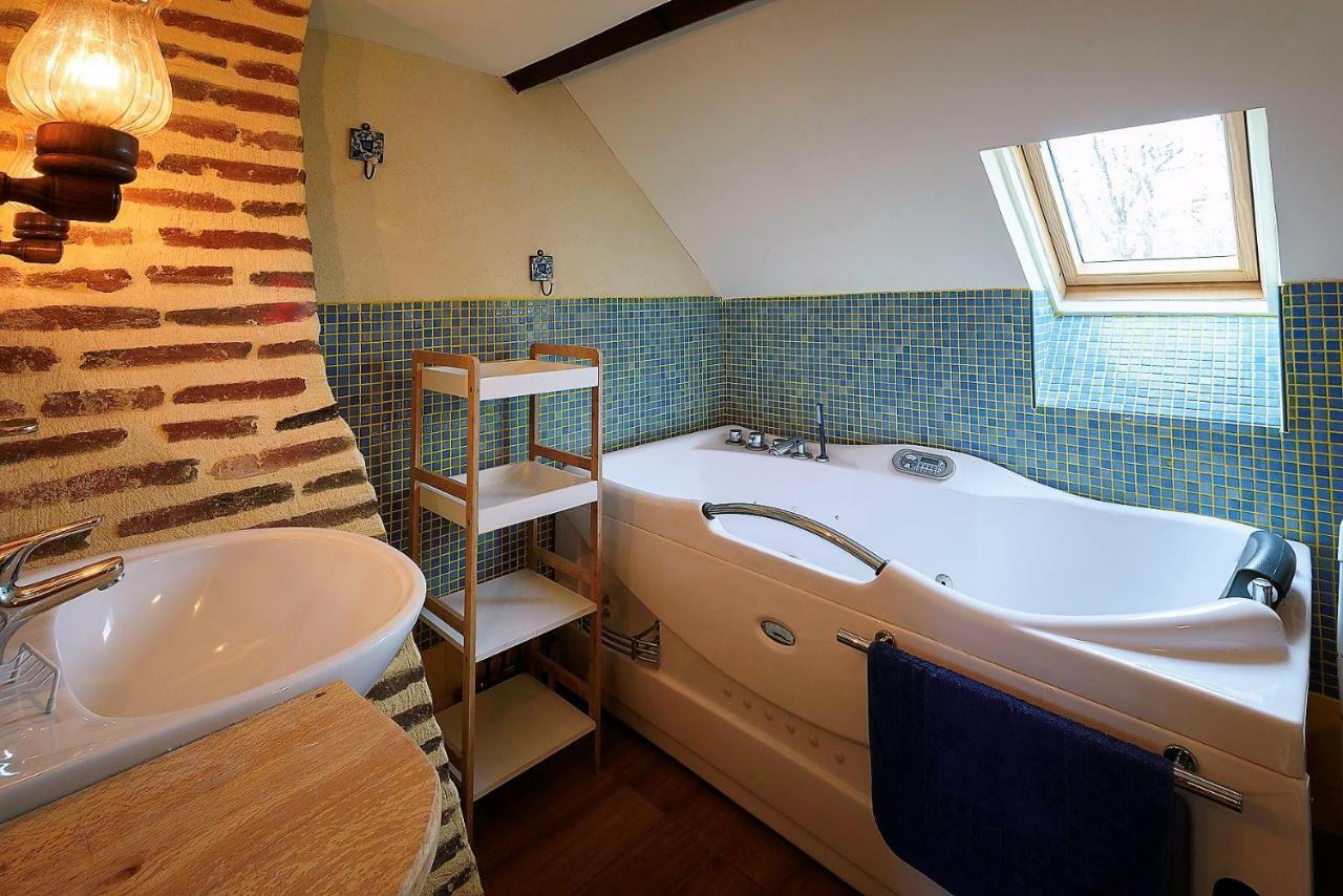 Вилла Domaine La Carriere Toulon-sur-Allier Экстерьер фото