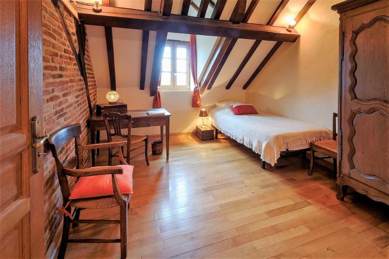 Вилла Domaine La Carriere Toulon-sur-Allier Экстерьер фото